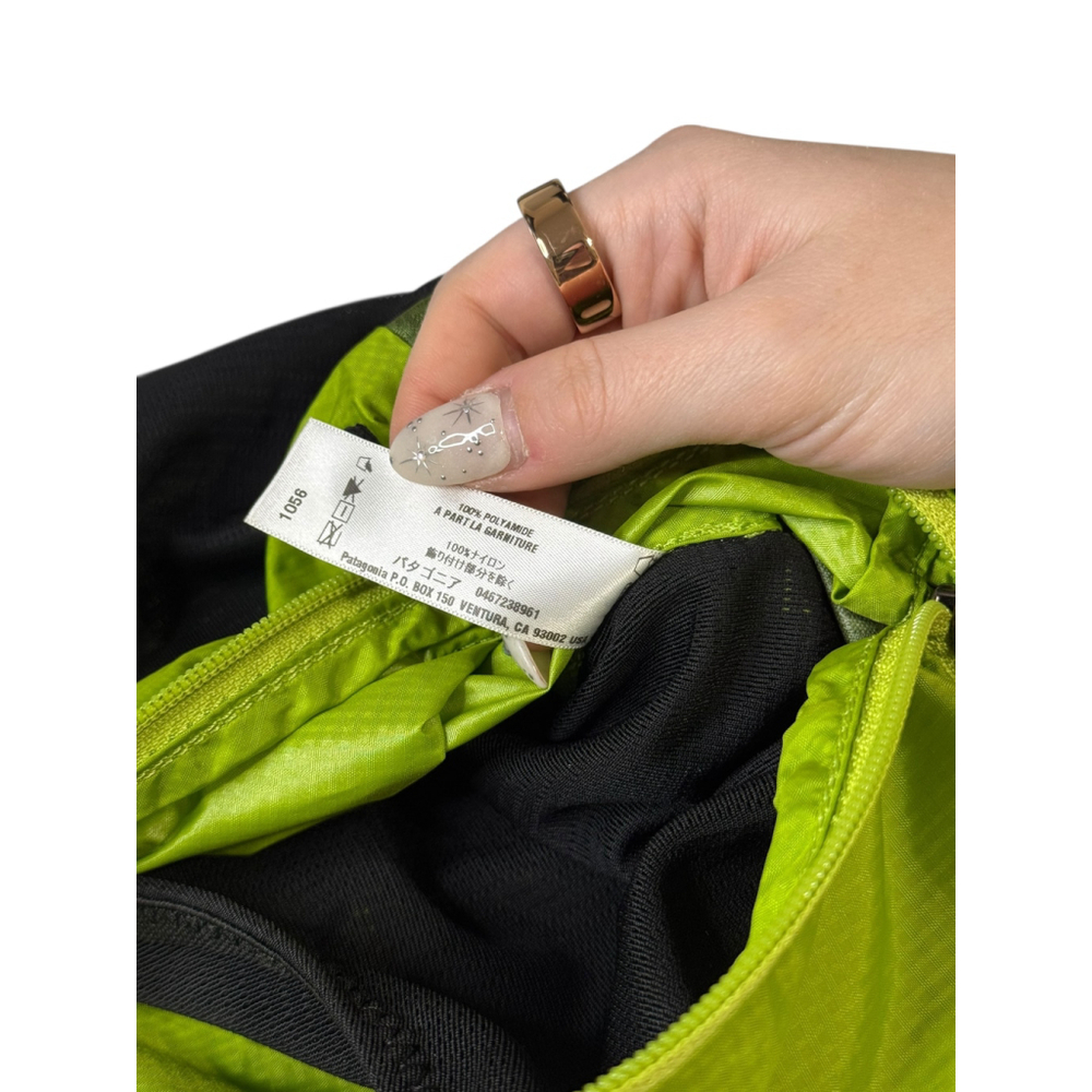 Women's Patagonia Green & Black Sling Bag One Size - Picture 8 of 8